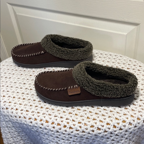 Dearfoam’s Microsuede Moccasin Toe Slipper Clog House Shoe Brown S 7-8 Winter - Picture 3 of 17